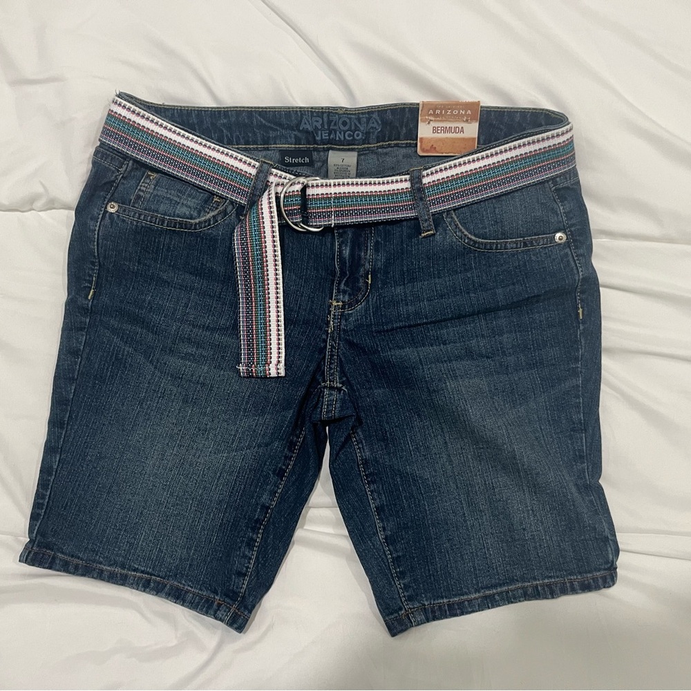 Arizona Jean Company Blue Denim Shorts with Striped Belt
